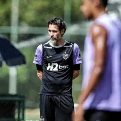 Domínguez prioriza elenco atual do Atlético antes da janela
