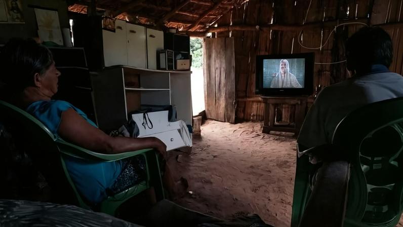 Povos originários de Minas Gerais receberão TV digital com tradução de materiais informativos em línguas nativas até junho - (crédito: EAF/Divulgação)