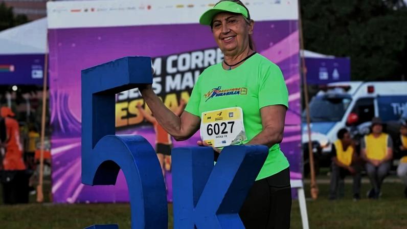 Com experiência acumulada, Maria de Jesus Santos comemora mais uma prova percorrida - (crédito: ED ALVES/CB/D.A.Press)