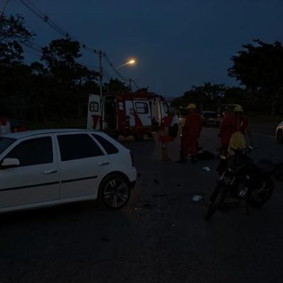Acidente entre carro e moto deixa mulher ferida no Lago Norte