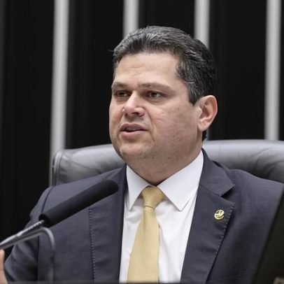 Congresso exclui dispositivos sobre feminicídio e facções da dosimetria