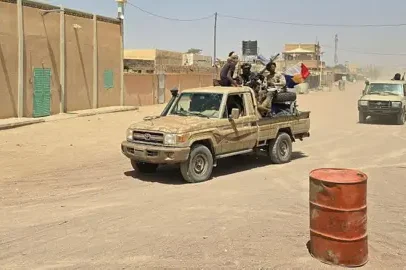 Combatentes russos se retiram do norte de Mali após ataques separatistas