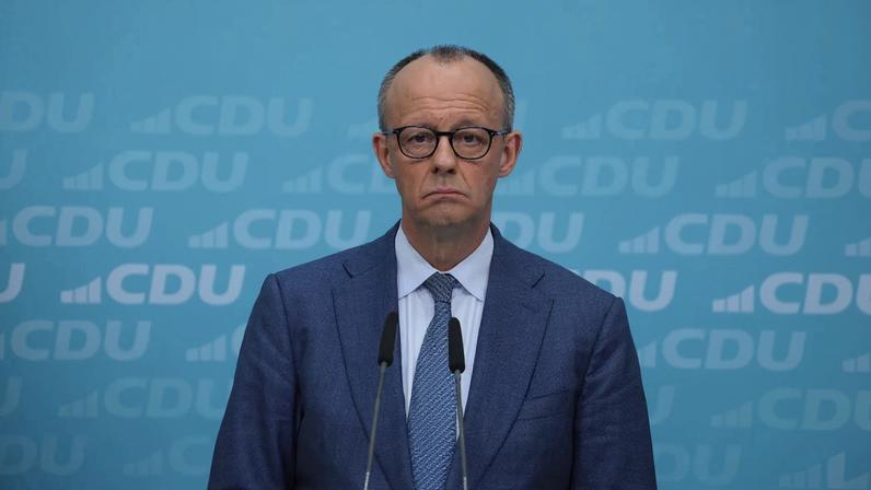 Merz recebe atenção na Alemanha em meio ao caso da baleia encalhada