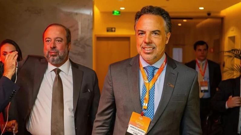 Ministro de Minas e Energia, Alexandre Silveira, e Marcelo Moraes, CEO do Dominium Group, na abertura do Fórum Brasileiro de Líderes em Energia 2026