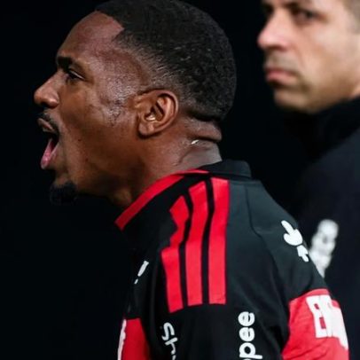 Flamengo vence Vitória por 2 a 1 e larga na frente na Copa do Brasil