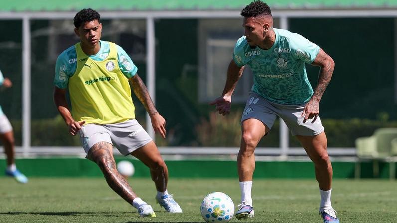 Paulinho em treino do Palmeiras na Academia de Futebol — Foto: Cesar Greco/Palmeiras/by Canon