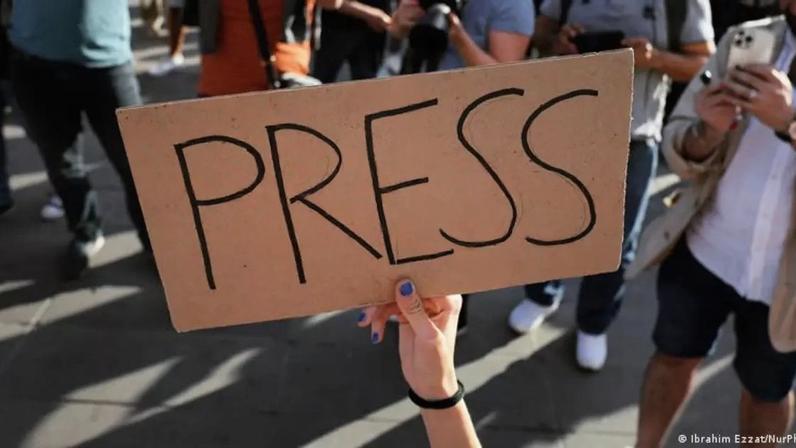 Em mais da metade dos 180 países monitorados pela RSF, cenário da liberdade de imprensa é "difícil" ou "muito grave"