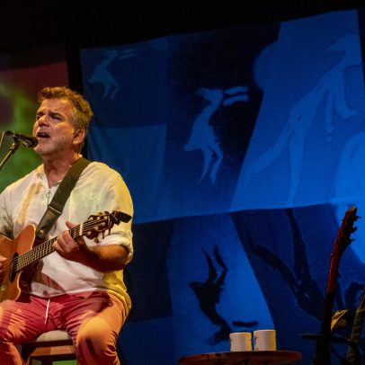 Antonio Villeroy faz shows no Brasil com a turnê Cenas Extraordinárias e lança EP com faixas inéditas dos anos 1980