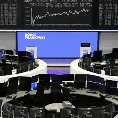 Bolsas europeias fecham em alta com expectativa de novas reuniões EUA-Irã