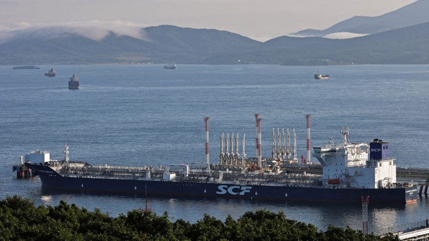 Petroleiro Vladimir Arsenyev é visto no terminal de petróleo Kozmino, na Rússia, em 12 de agosto de 2022 — Foto: REUTERS/Tatiana Meel