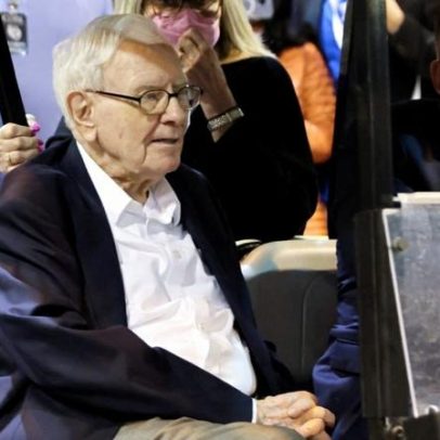 Warren Buffett está aposentado; conselho recente é relevante para investidores
