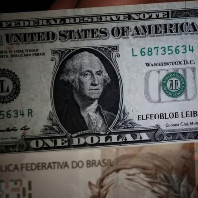 Dólar fecha em R$ 4,97 com incertezas sobre acordo EUA-Irã; Ibovespa avança