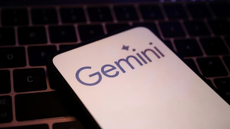 Além dos comandos operacionais, o Gemini também pode assumir tarefas mais criativas e estratégicas. (REUTERS/Dado Ruvic)