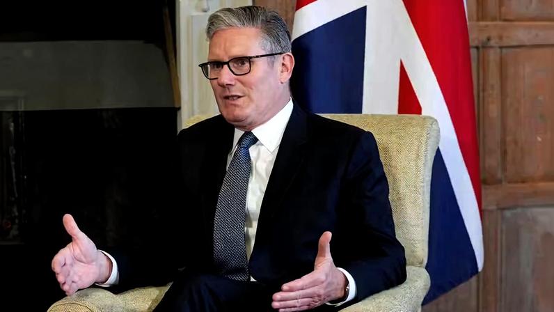 Primeiro-ministro do Reino Unido, Keir Starmer — Foto: Kin Cheung/ Reuters