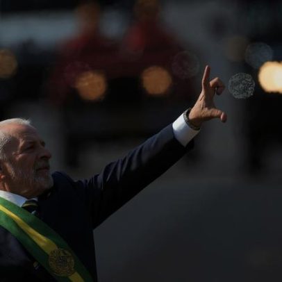 PT aciona TSE contra perfil com IA que critica Lula e pede exclusão de Maria