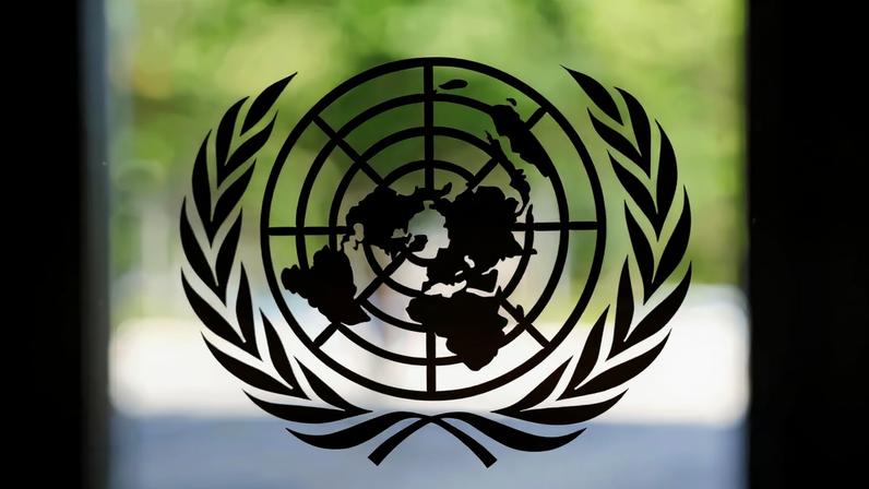 Logo da ONU na sede da entidade em Nova York 18/09/2025 REUTERS/Jeenah Moon