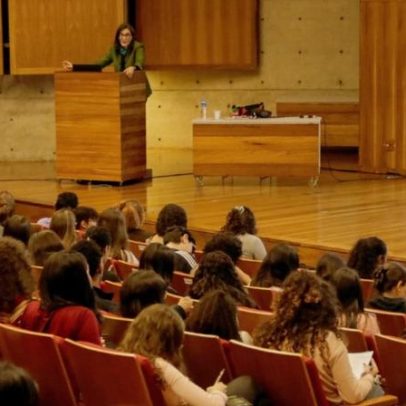 Biblioteca Brasiliana da USP retoma aulas gratuitas sobre obras da Fuvest