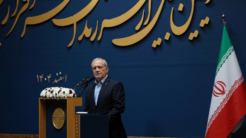 Presidente do Irã, Masoud Pezeshkian — Foto: Site da Presidência do Irã/WANA (Agência de Notícias da Ásia Ocidental)/Divulgação via REUTERS