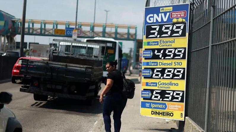 Preço do diesel estabiliza em abril após pico no fim de março