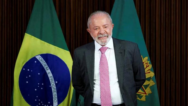 O presidente do Brasil, Luiz Inácio Lula da Silva, durante uma reunião ministerial no Palácio do Planalto, em Brasília, Brasil, em 31 de março de 2026. REUTERS/Adriano Machado