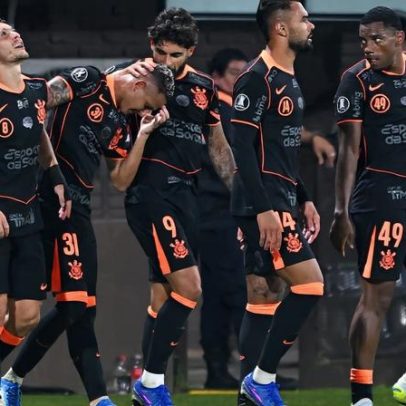 Corinthians vence Platense na Libertadores na estreia de Diniz