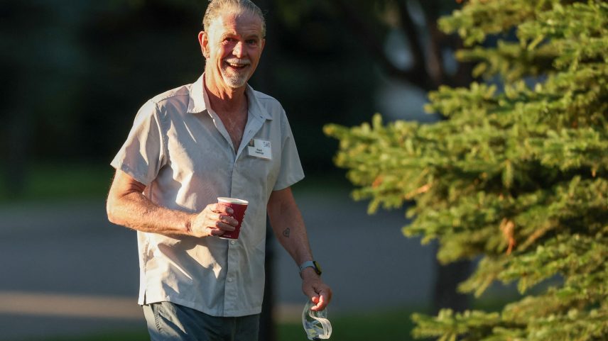Reed Hastings, em imagem de 11 de julho de 2025 (Crédito: Brendan McDermid/Reuters)