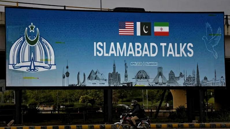 Outdoor em Islamabad destacou a primeira rodada de negociação entre EUA e Irã, nos dias 11 e 12 de abril