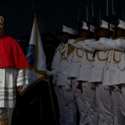 Papa Leão XIV critica déspotas na África e condena exploração de recursos
