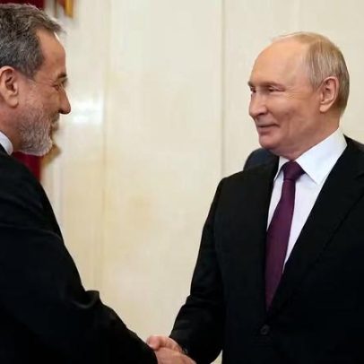 Putin diz ter recebido mensagem do líder supremo do Irã, diz agência