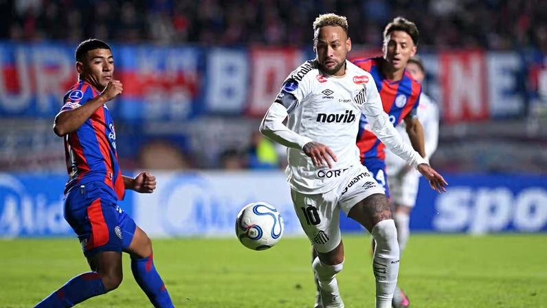 San Lorenzo x Santos - Sul-Americana — Foto: REUTERS/Rodrigo Valle