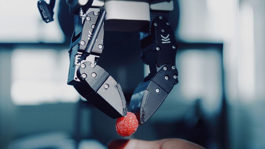 Robôs em momento ChatGPT: entenda as pinças utilizadas