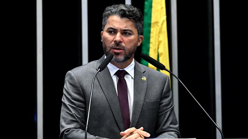 Em discurso, à tribuna, senador Marcos Rogério (PL-RO).