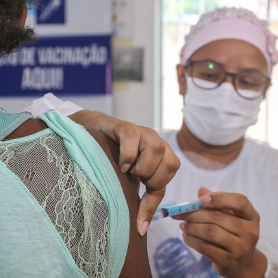 Casos e mortes por gripe disparam, reforçando alerta