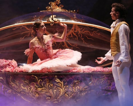 Lana Jones with Kevin Jackson in Sleeping Beauty at the Sydney Opera House in 2015.