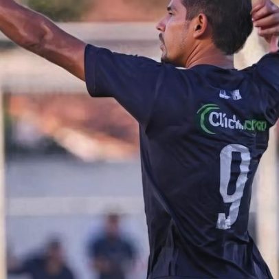 Primeiro a marcar pelo Decisão em competições nacionais celebra boa fase