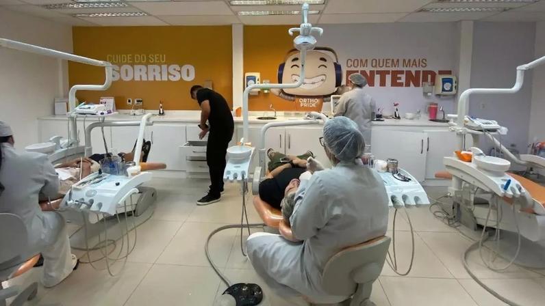 Veja os cuidados para evitar problemas durante o tratamento ortodôntico com aparelho