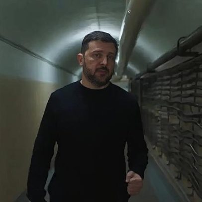 Polícia mata atirador em Kiev; presidente ucraniano diz cinco mortos
