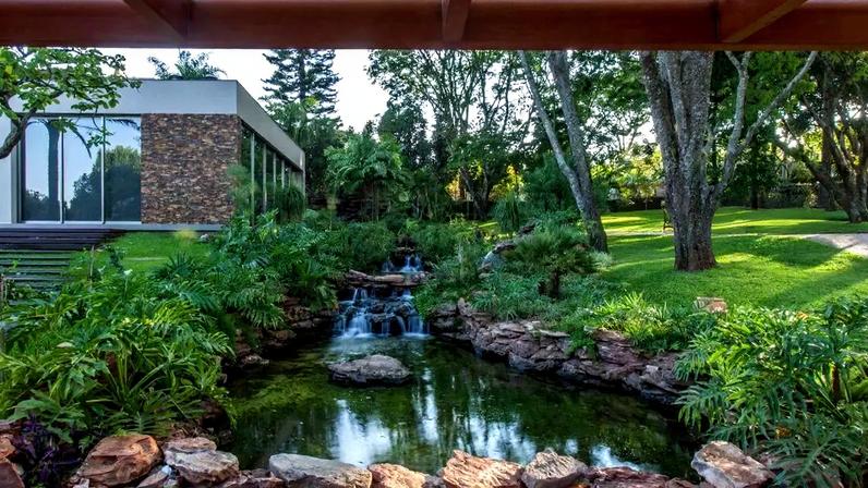 O jardim sensorial desperta sensações, promove relaxamento e estimula uma conexão mais profunda com a natureza Projeto: Depieri Paisagismo |