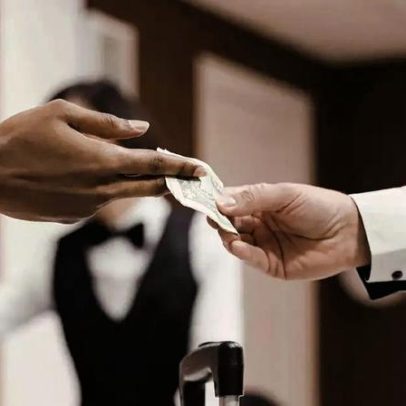 Guia do novo check-in digital obrigatório em hotéis e pousadas