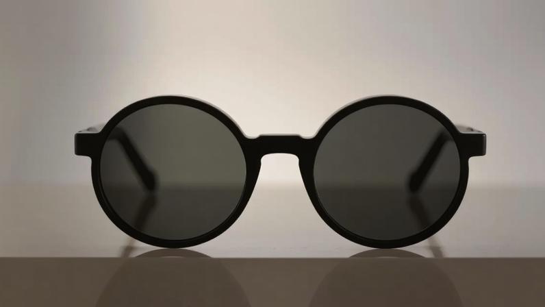 Óculos de sol são importantes para a saúde da visão, diz estudo