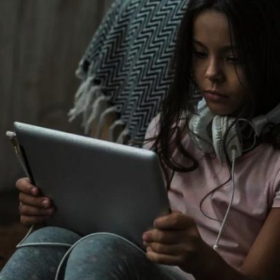 Proteção digital na infância vira tema central do debate público