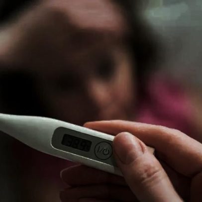 Febre: 5 cuidados para reduzir a temperatura sem remédio