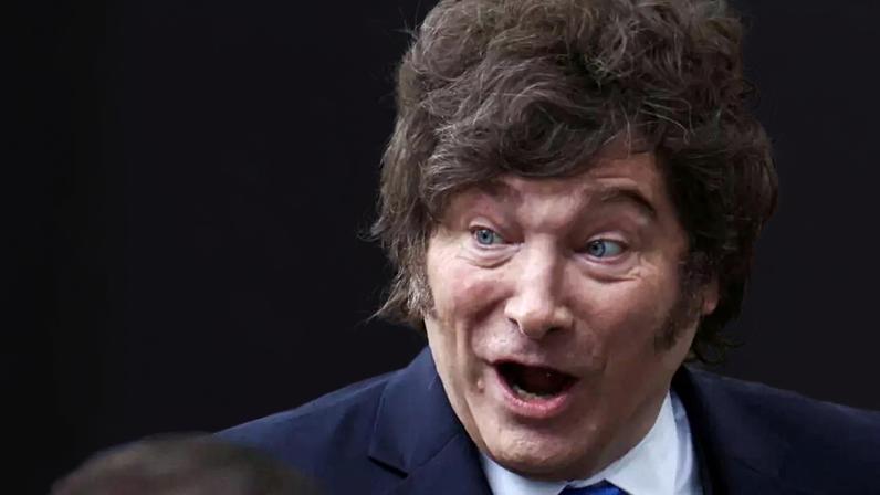 O presidente argentino, Javier Milei, em cerimônia em Buenos Aires. 2 de abril de 2026.