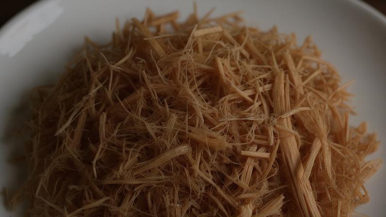 O que é o alcaçuz: benefícios e como usar