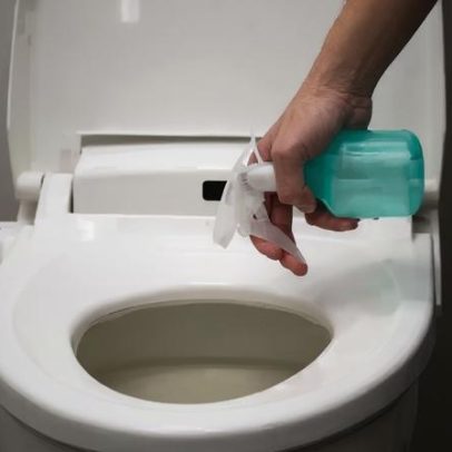 Sal no vaso sanitário: para que serve e como usar