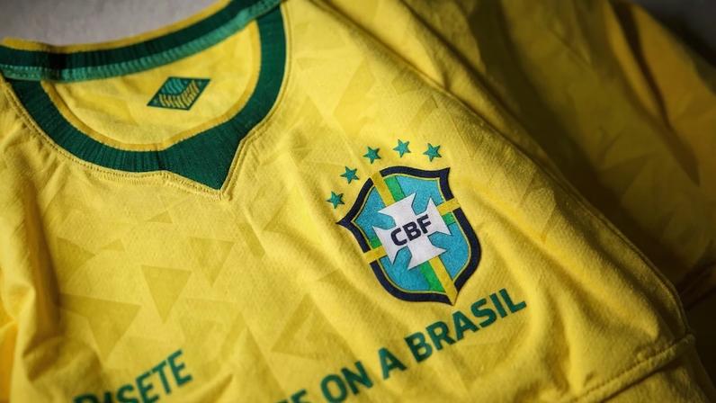 Pentacampeão diz não torcer pela Seleção Brasileira / Jogada10