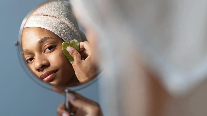 Grávida ou amamentando: dá pra usar ácidos no skincare?
