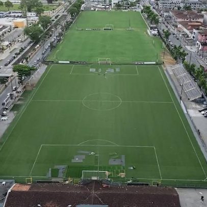 Torcida do Santos vai ao CT cobrar Cuca, Neymar e elenco após empate