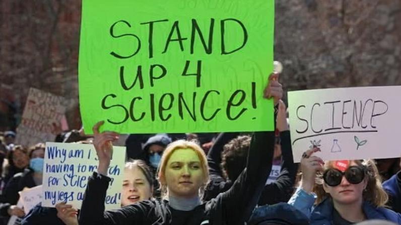 A rally protesting against the Trump administration’s cuts to federal scientific funding in New York in March 2025.