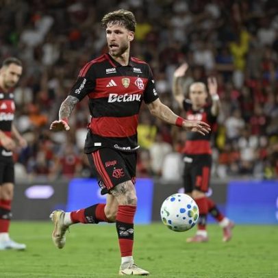 Léo Pereira critica árbitro e cobra retorno do Fla após adiamento do clássico